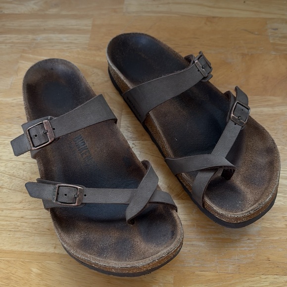 Birkenstock Mayari Sandals Size 38 / 7 - 7.5 Dark Brown Leather Women’s GUC - Picture 1 of 17